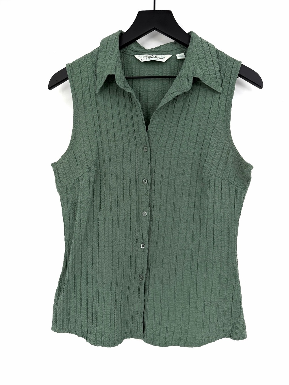 GREAT NORTHWEST Sleeveless Blouse Sage Green L
